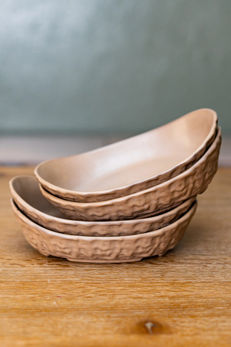 The Sierra Stoneware Bowl ( 23cm x 17cm )